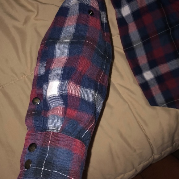 Button Up - Picture 2 of 4